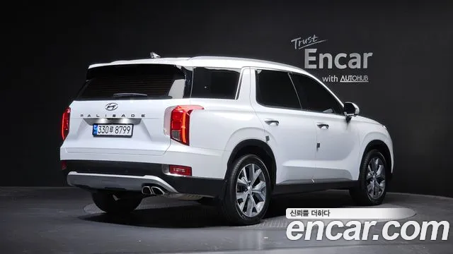 Hyundai Palisade Palisade Дизель 2.2 2WD — Фото автомобиля 2