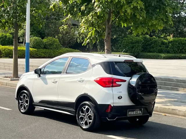 BYD Yuan Pro — Фото автомобиля 4