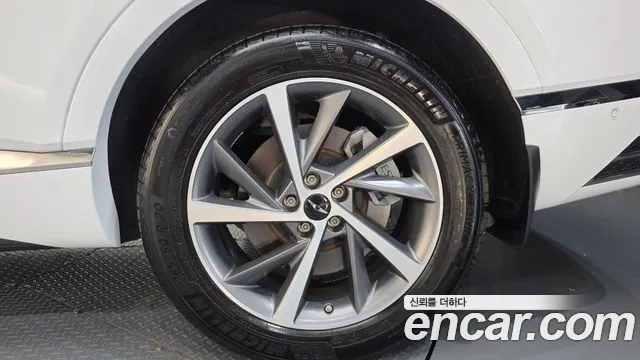 Genesis GV80 — Фото автомобиля 6