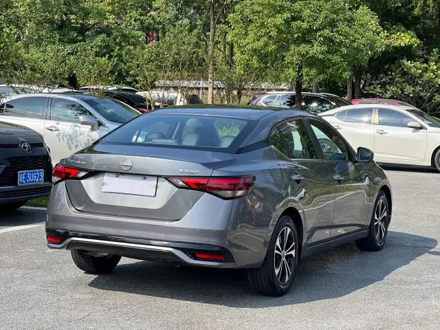 Nissan Sylphy — Фото автомобиля 6