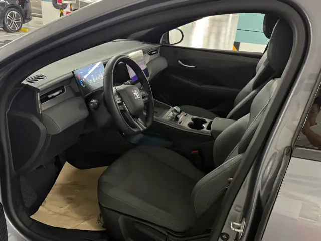 BYD Qin PLUS — Фото автомобиля 10