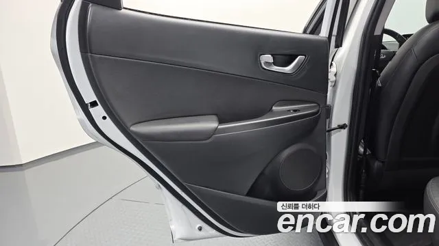 Hyundai Kona New — Фото автомобиля 14