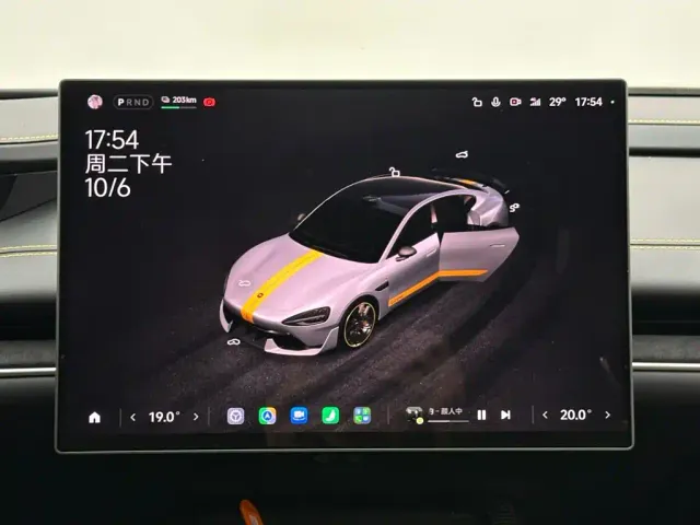 Xiaomi SU7 Ultra — Фото автомобиля 13