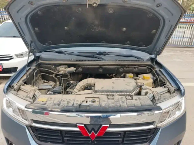 Wuling Zhengcheng — Фото автомобиля 19